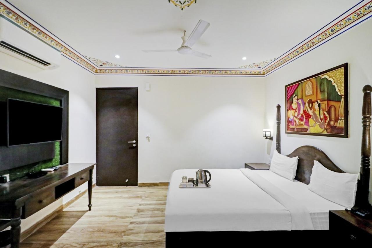 The Royal Ville Agra - Family & Corporate Hotel Esterno foto