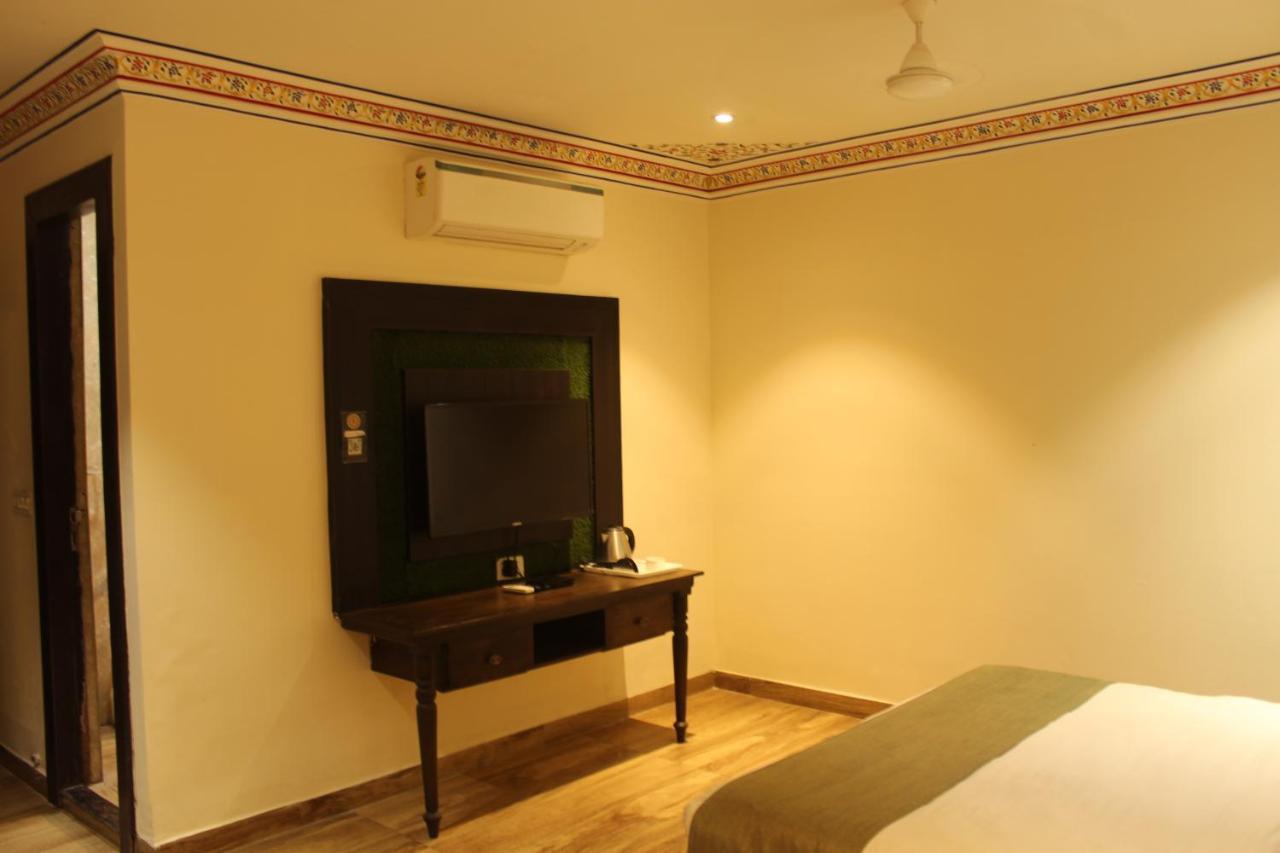 The Royal Ville Agra - Family & Corporate Hotel Esterno foto