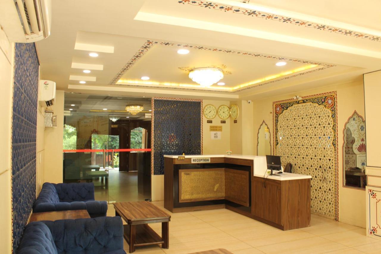 The Royal Ville Agra - Family & Corporate Hotel Esterno foto