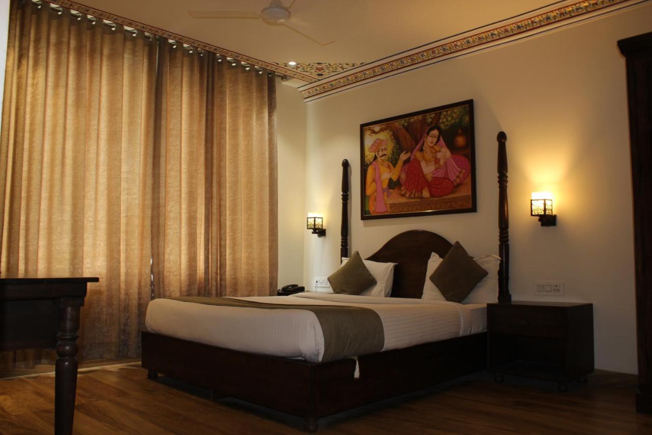 The Royal Ville Agra - Family & Corporate Hotel Esterno foto