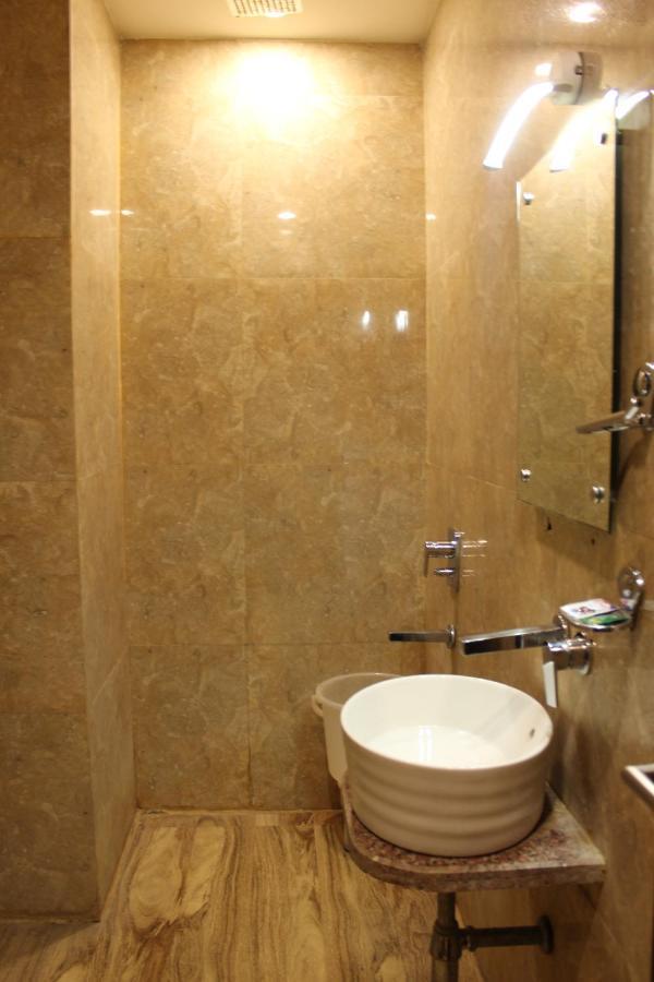 The Royal Ville Agra - Family & Corporate Hotel Esterno foto