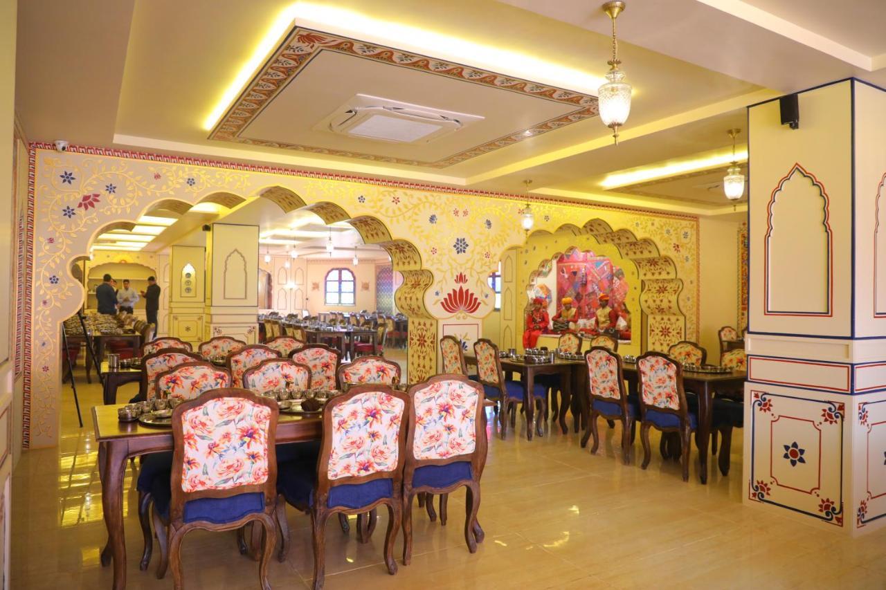 The Royal Ville Agra - Family & Corporate Hotel Esterno foto